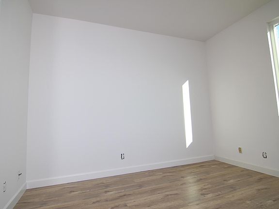 5th image of 1130 Rexford Dr APT 5