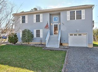 185 Inlet Ave, Manahawkin, NJ 08050