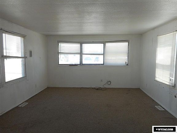 3rd image of 1029 5th St
