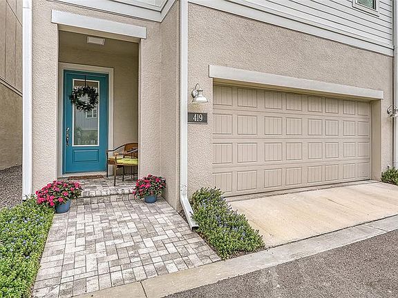 2nd image of 419 Wingfield Dr