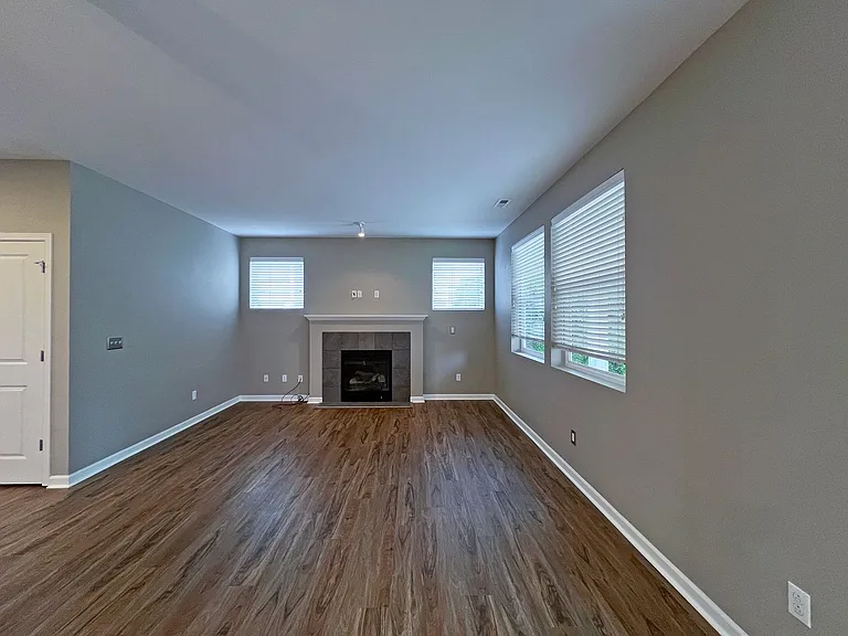 16926 SE 262nd St — Photo 14