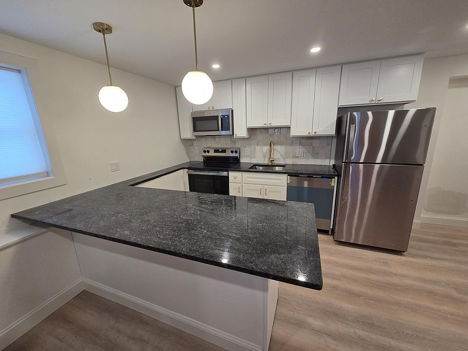 Granite island with seating