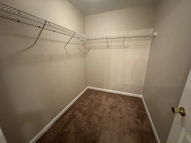 708 Chatham Ct #1 — Photo 20