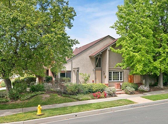 10795 Lassen Ct-MLS_Size-002-14-Front Ex