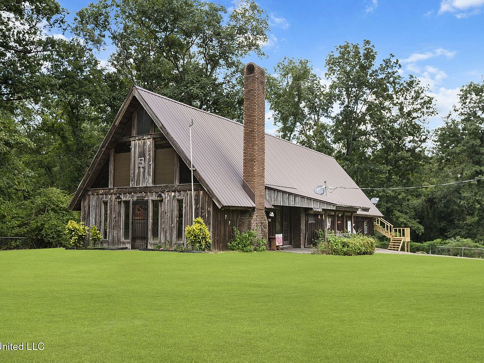 1st image of 48 Brady Rd