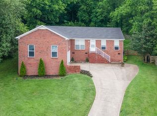 102 McKinley Dr, Columbia, TN 38401