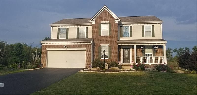 1st image of 212 Williamsburg Dr