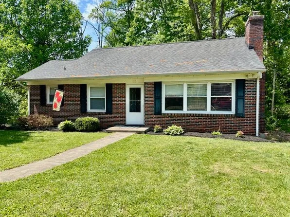 110 Oakhaven Dr, Danville, VA 24541