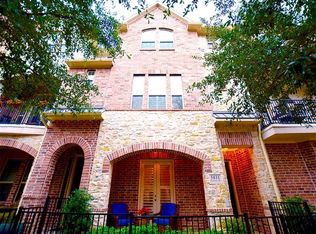 5031 Calloway Dr, Addison, TX 75001