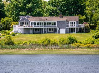33 Stanton Rd, Cohasset, MA 02025