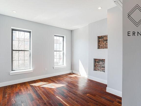 2nd image of 125 Putnam Ave #4L