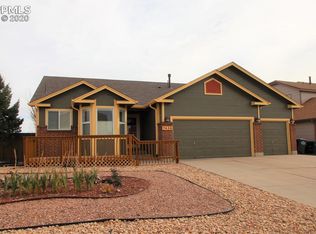 7439 Allens Park Dr, Colorado Springs, CO 80922