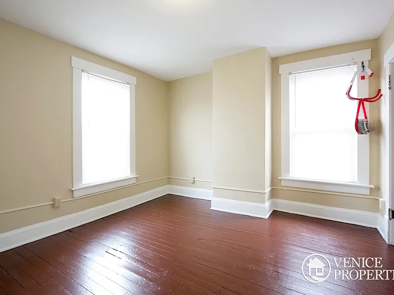 1641 N 4th St — Photo 11