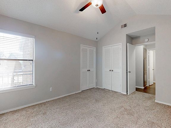5th image of 141 Valley View Dr APT 2004