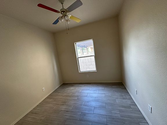5th image of 6182 S Sunrise Valley Dr