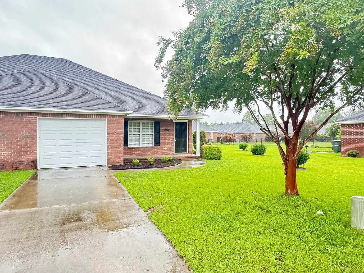 3 bed, 1206 sqft, $1,450 — Photo 2