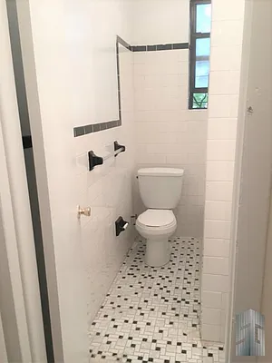 Rented by Skyline Group Real Estate | media 4