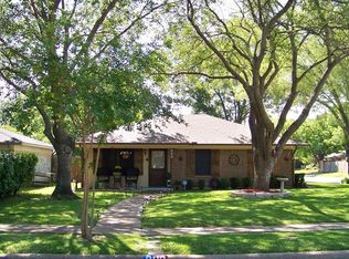 800 Quinette Dr, Seagoville, TX 75159