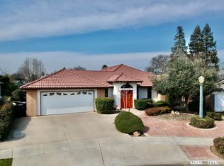2445 N Thomas St, Visalia, CA 93292