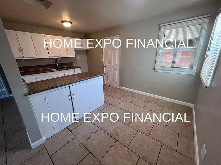 4256 Avon St — Photo 12
