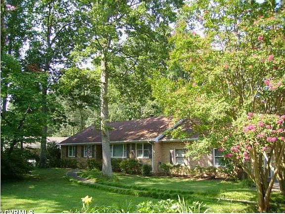2nd image of 4010 Dogwood Dr