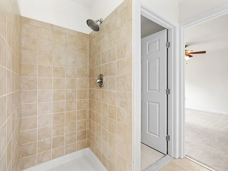 4701 Colonnade Way — Photo 18