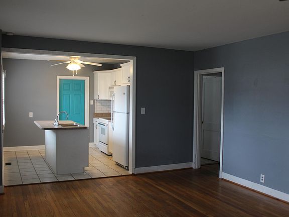 4th image of 3211 Arendell St