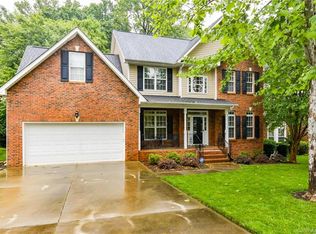 4828 Shadow Pine Dr, Charlotte, NC 28269