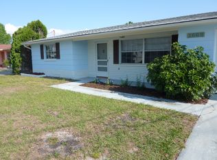 1669 Roundtree Rd, Holiday, FL 34690