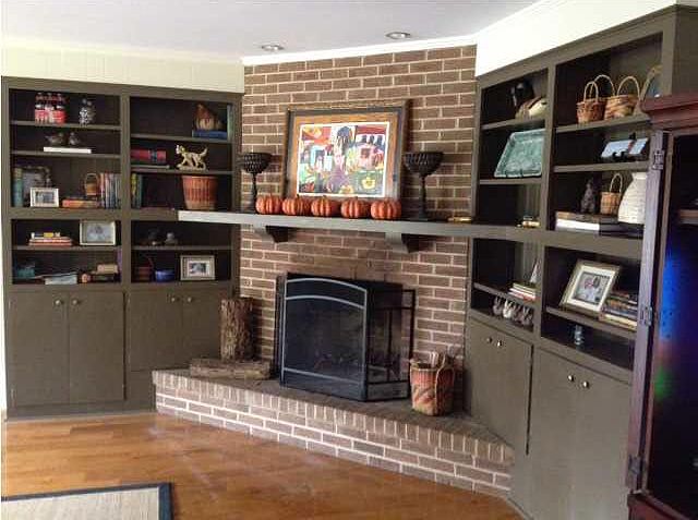 2nd image of 2214 E Manor Dr
