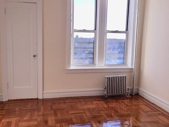 3rd image of 84-06 109th St #6