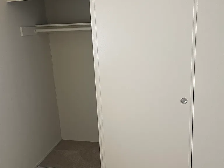 Foothill Terrace — Photo 10