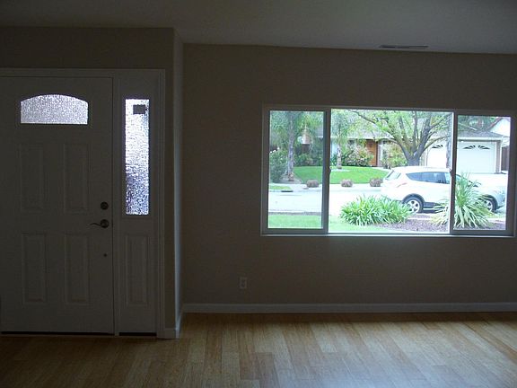 4th image of 3974 Yolo Dr