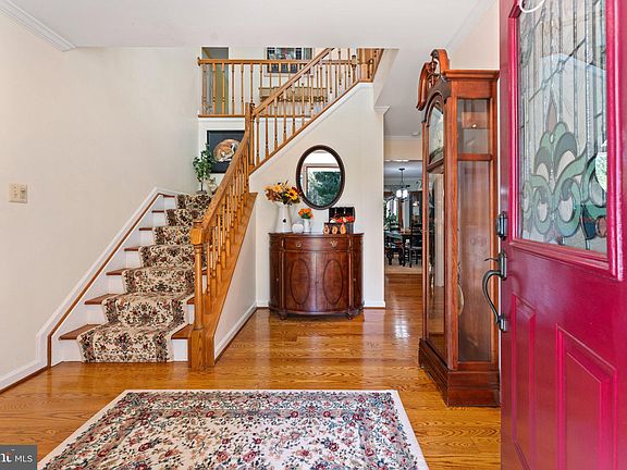 5th image of 7384 Awsley Ln