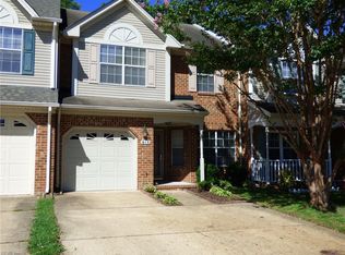 615 Windmill Pt, Chesapeake, VA 23322