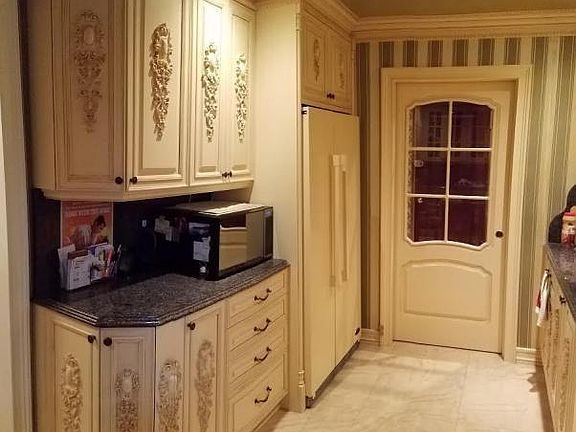 2nd image of 8847 Bay 16th St APT D3