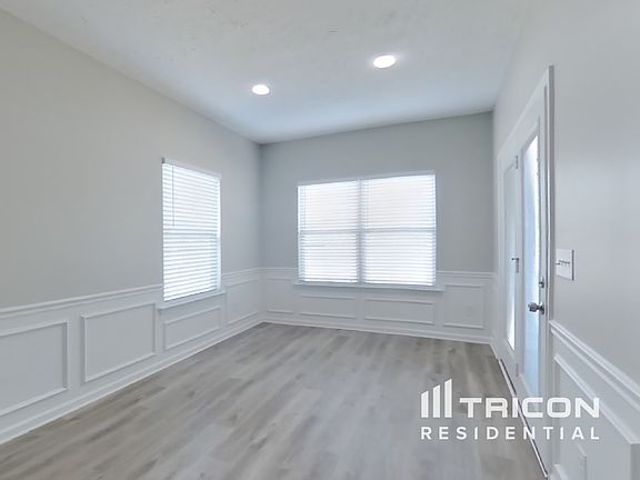 4th image of 128 Farmbrook Ct