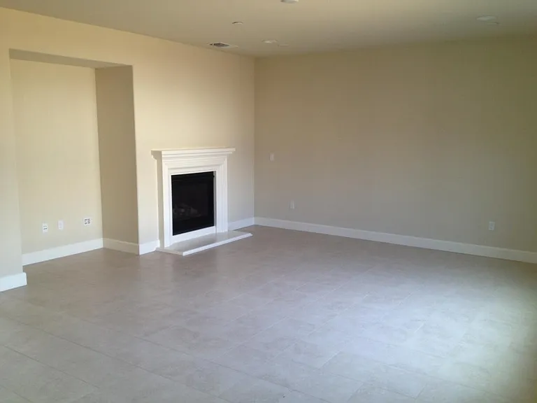 545 W Esplanade Dr — Photo 4