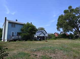 4 Spring St, Rochester, NH 03868