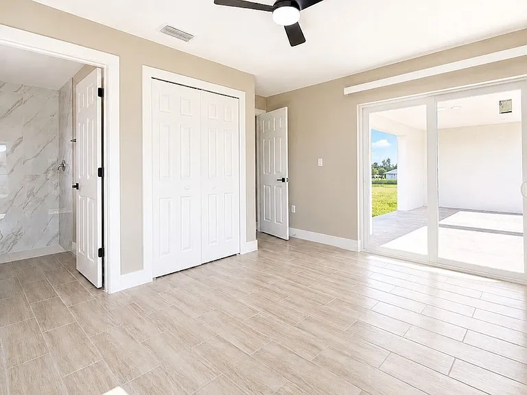 3464 NE 9th Pl — Photo 15