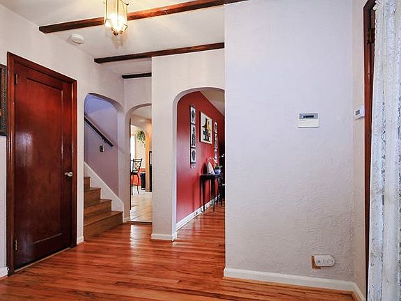 4th image of 401 Piermont Ave