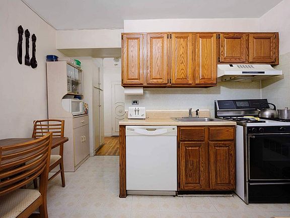 5th image of 1818 Newkirk Ave APT 4B