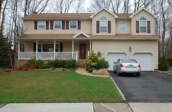 1st image of 7 Renier Ct