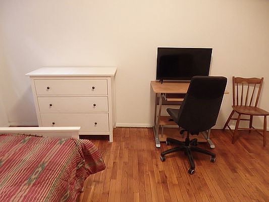 3rd image of 415 W 43rd St #1C