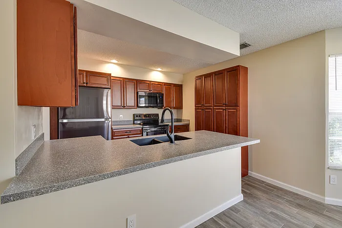 Building Photo - 1475 Lake Mango Way