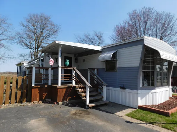 1445 Park Ln, Sparta, MI 49345