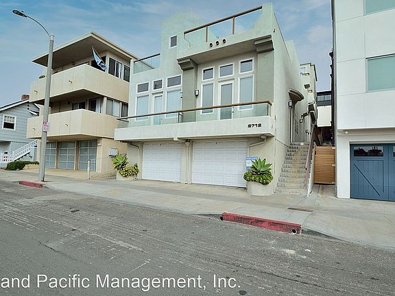 2nd image of 2712 Manhattan Ave #A