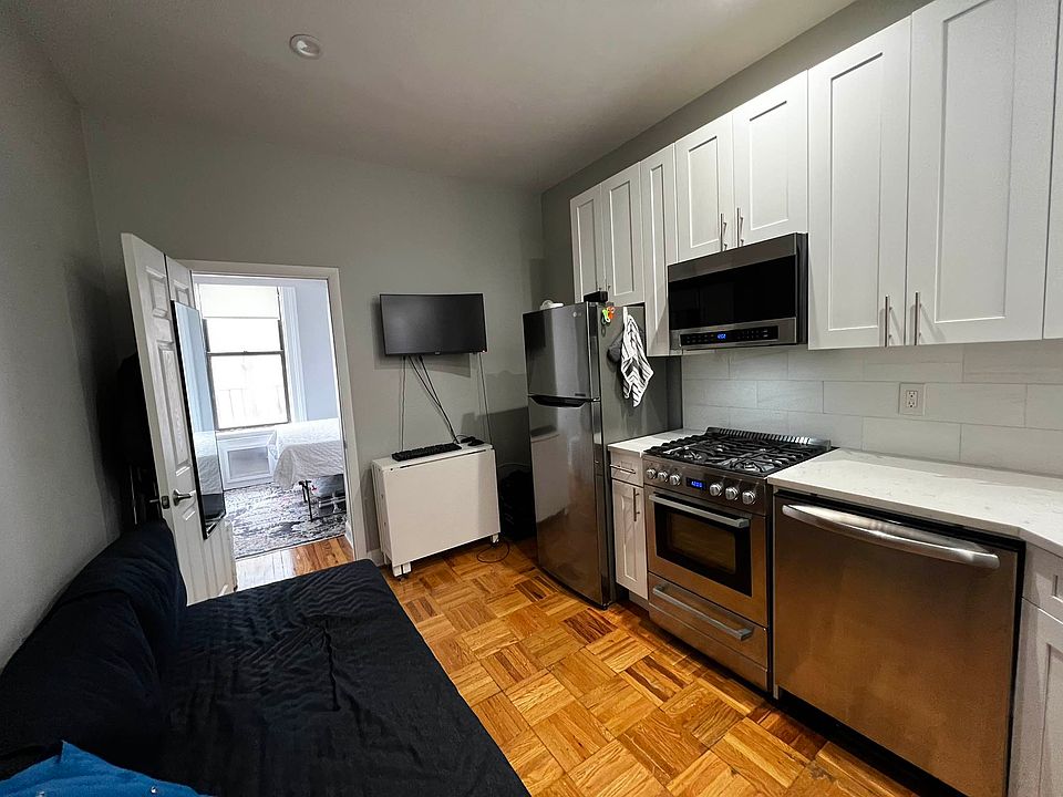 1st image of 167 Bleecker St APT 16
