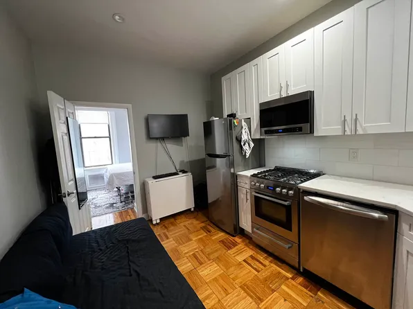 167 Bleecker Street image 1 of 4