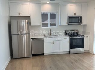 19229 Friar St, Reseda, CA 91335